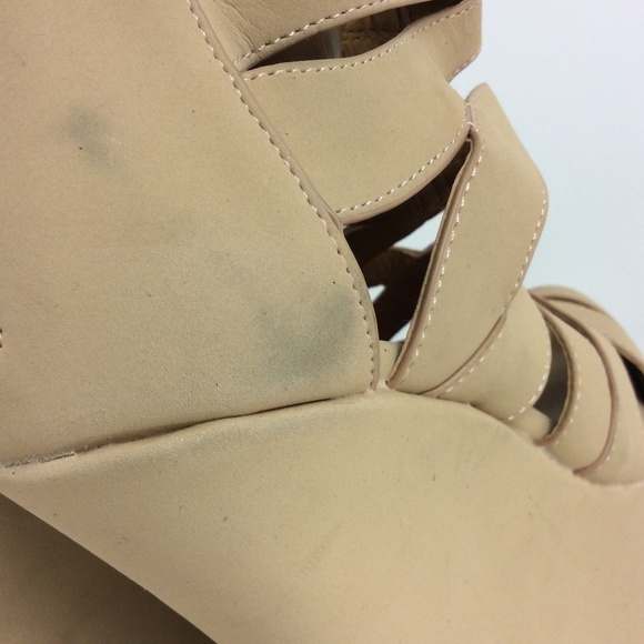 Bamboo Women's Open Toe Wedge Sandal - Picture 6 of 8